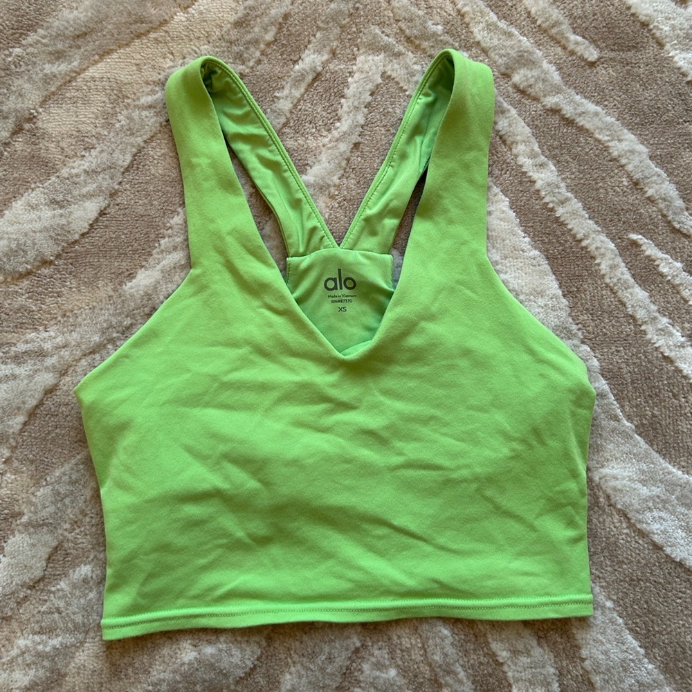 alo cropped workout top
